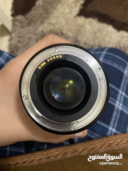 عدسة كانون EF 28-135mm بحالة ممتازة للبيع