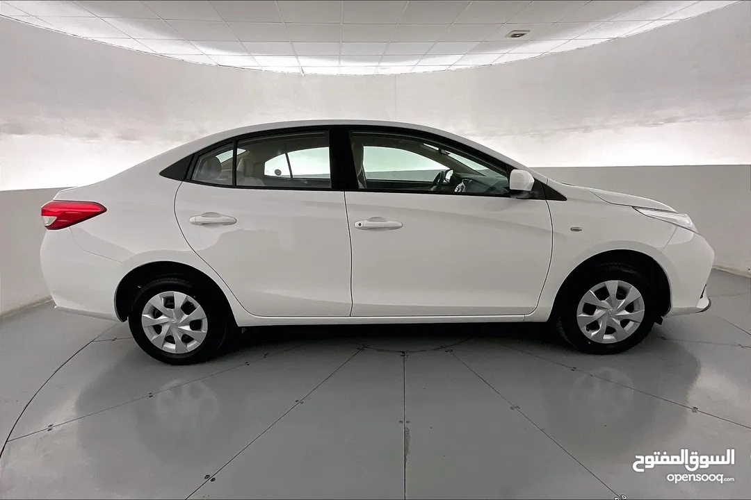 2021 Toyota Yaris SE / E  • Exclusive 1.99% Financing Rate • 1 Year free warranty • 349657