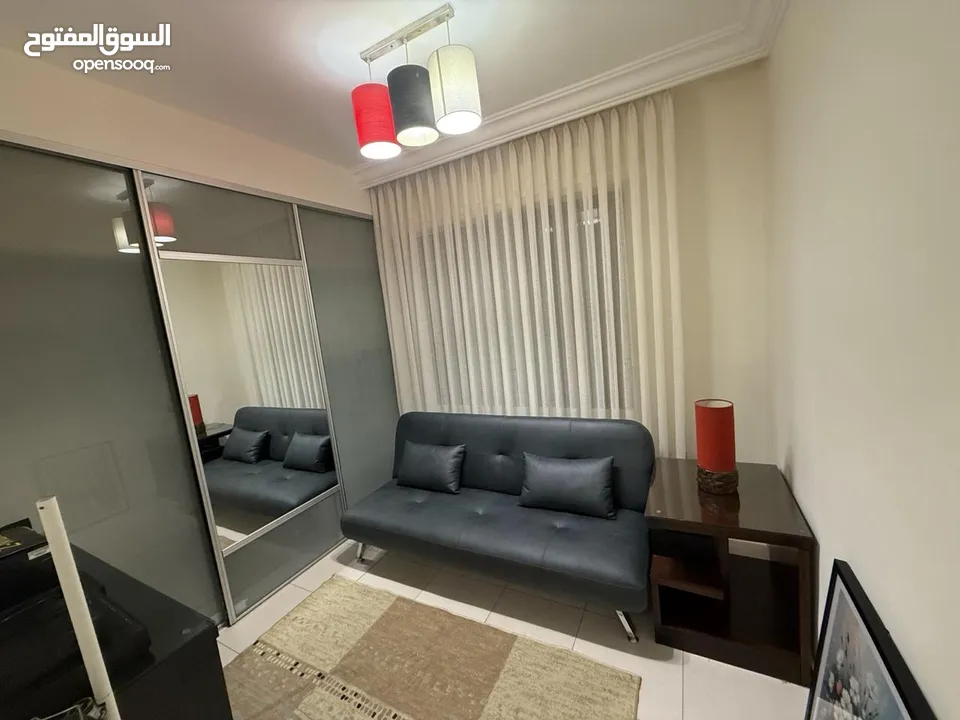 شقة مفروشة للإيجار في الرابية قرب السفارة الصينية