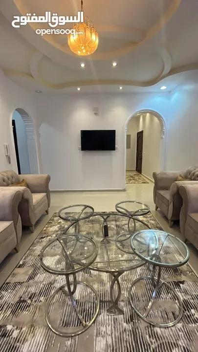 شقة مفروشة بالمدينة للايجار الشهري