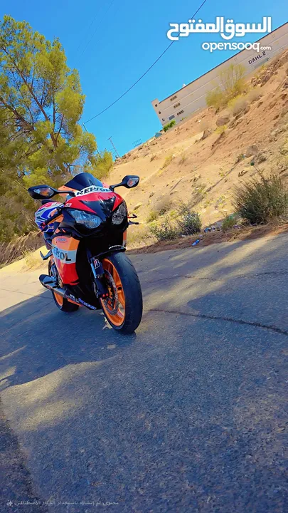 HONDA CBR1000RR REPSOL Fireblade