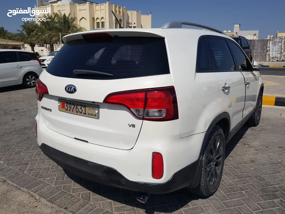 Kia Sorento 2013 model V6   in Excellent condition