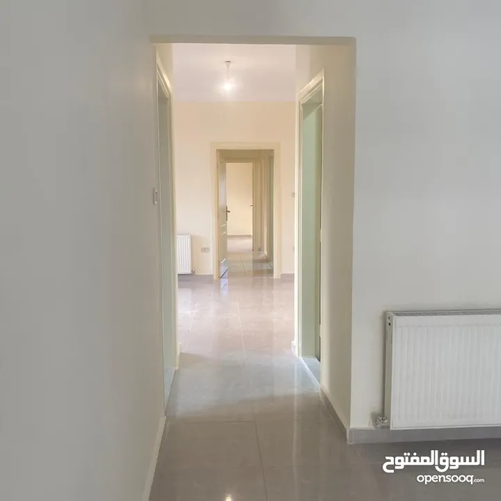 شقة للبيع في الصويفيه بالقرب من زيت وزعتر 160م ط 1 / ref 708