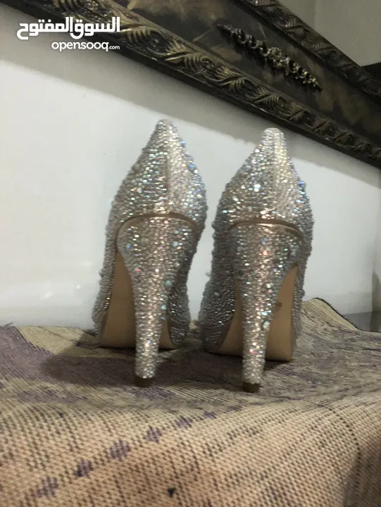3 شوز ستاتي كعب عالي ماركات عالمية الأصلي بحال الجديد للبيع