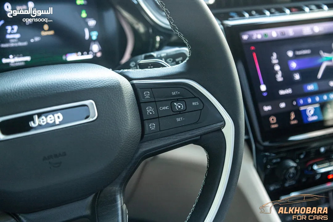 Jeep Grand Cherokee 2022 Limited Plug in hybrid 4xe  السيارة بحالة ممتازة جدا و قطعت
