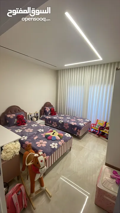 شقه للبيع كاش فقط