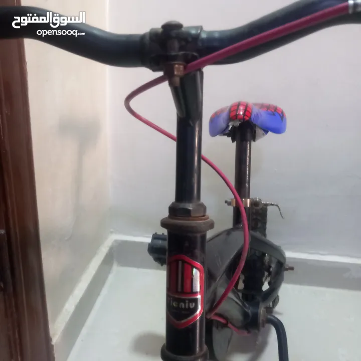 بسكليت للبيع بحالة جيده جنط 12