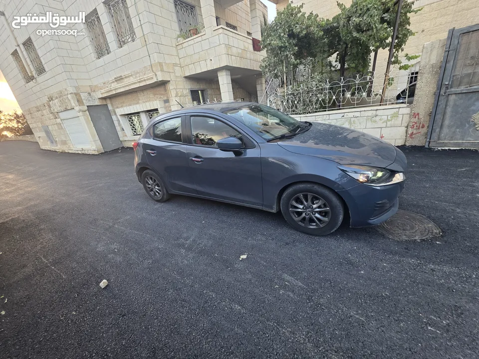 Mazda 2 2022 للبيع