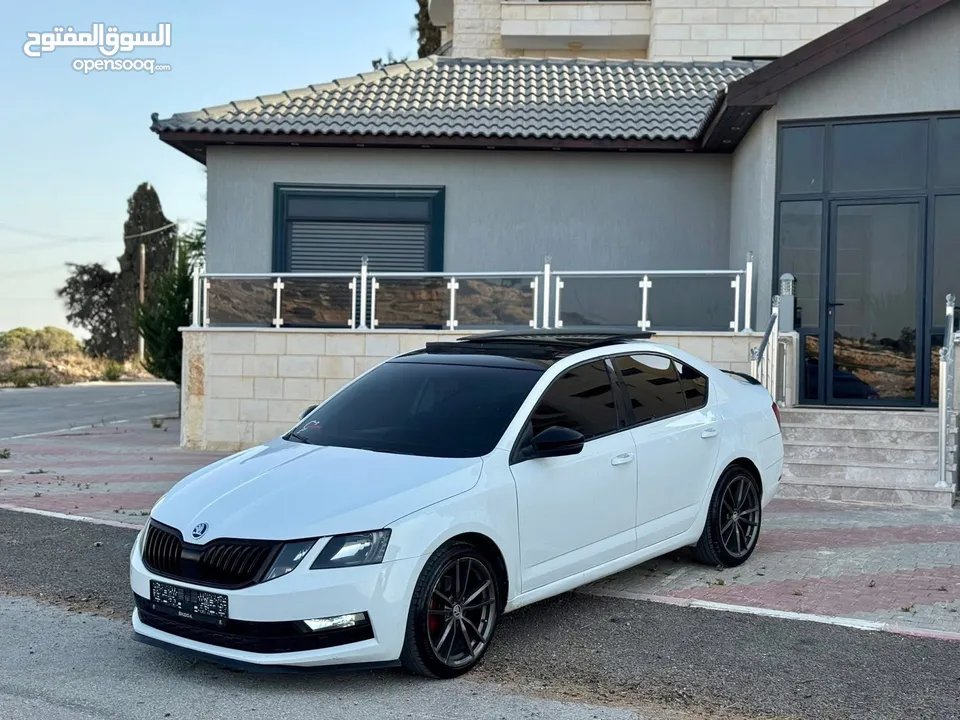 سكودا اوكتافيا 2018