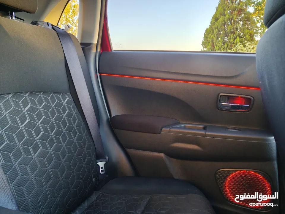 الوحش الياباني الفخم والانيق Mitsubishi ASX  2022 باللون المميز وبوضع الشركة