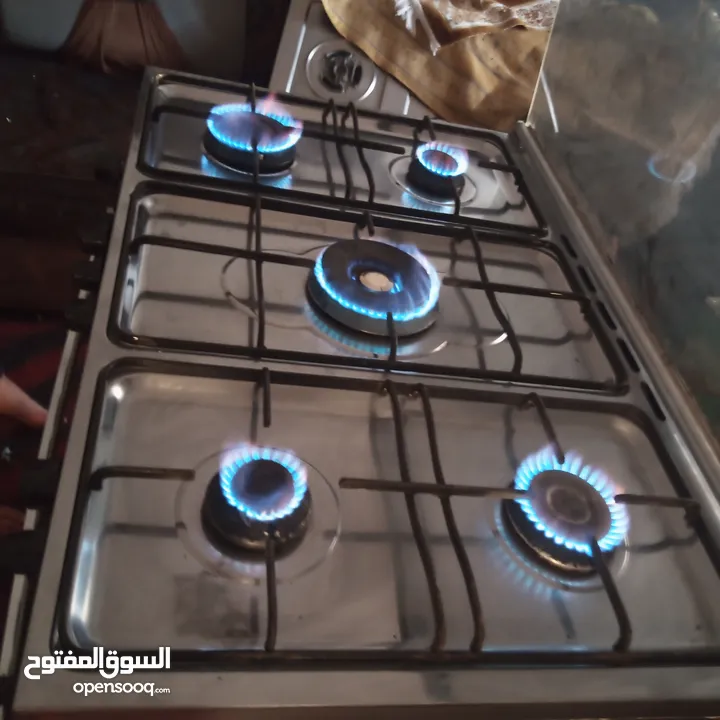 غاز 5 عيون ستاليس ستيل كامل نوع فريش 90 سم شغال ميه ميه للبيع