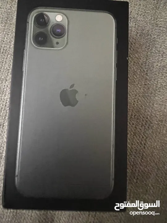 آيفون 11 pro للبيع جهاز مفتوح مرة  (اقرأ وصف)