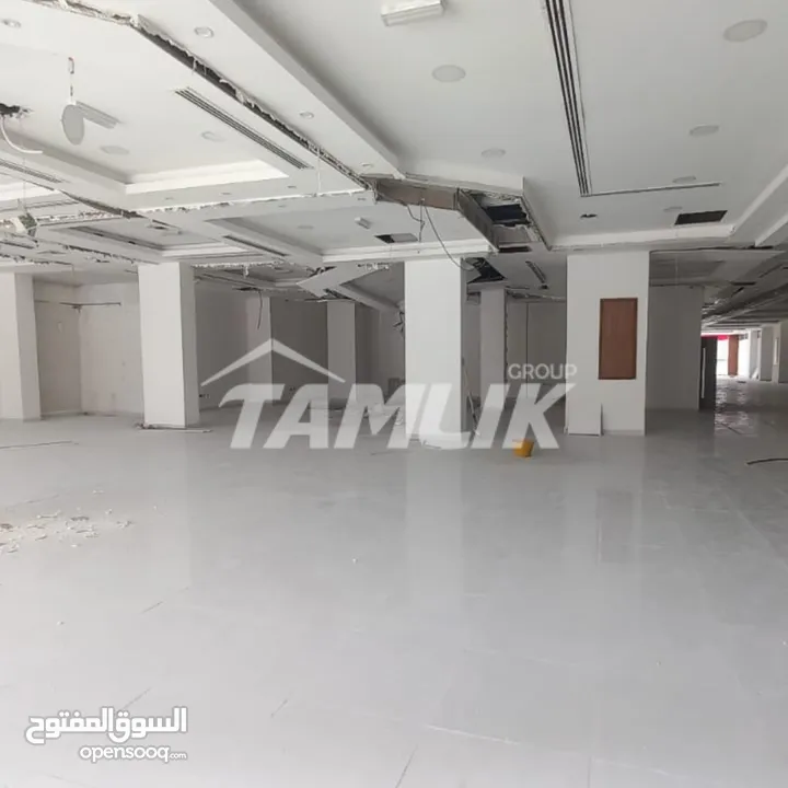 Showroom for Rent in Al Azaiba REF 426MB