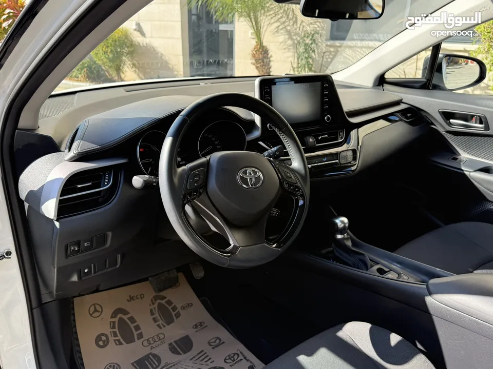 تويوتا C-HR ترخيص 2022 محرك 1800 هايبرد حصان 170