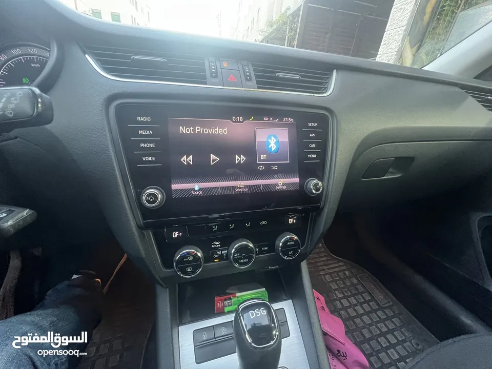 سكودا اوكتافيا مميزة عداد قليل