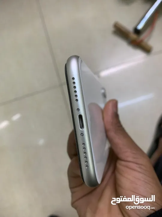 iPhone 11  128gb 0 scratch warranty available 8 month