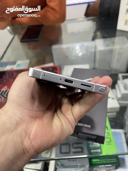 Samsung S25 ultra 1TB بحالة ممتازة كفالة الوكيل الرسمي