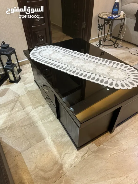 طاولة وسط للبيع