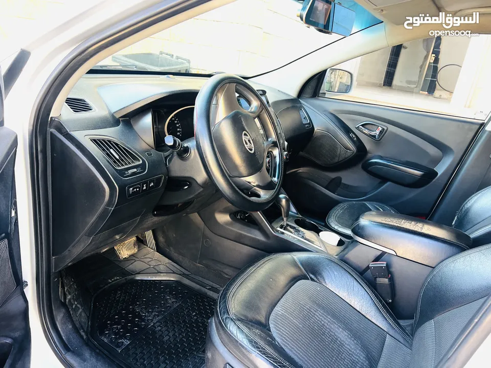 جيب هونداي توسان موديل 2011 ديزل اتوماتيك