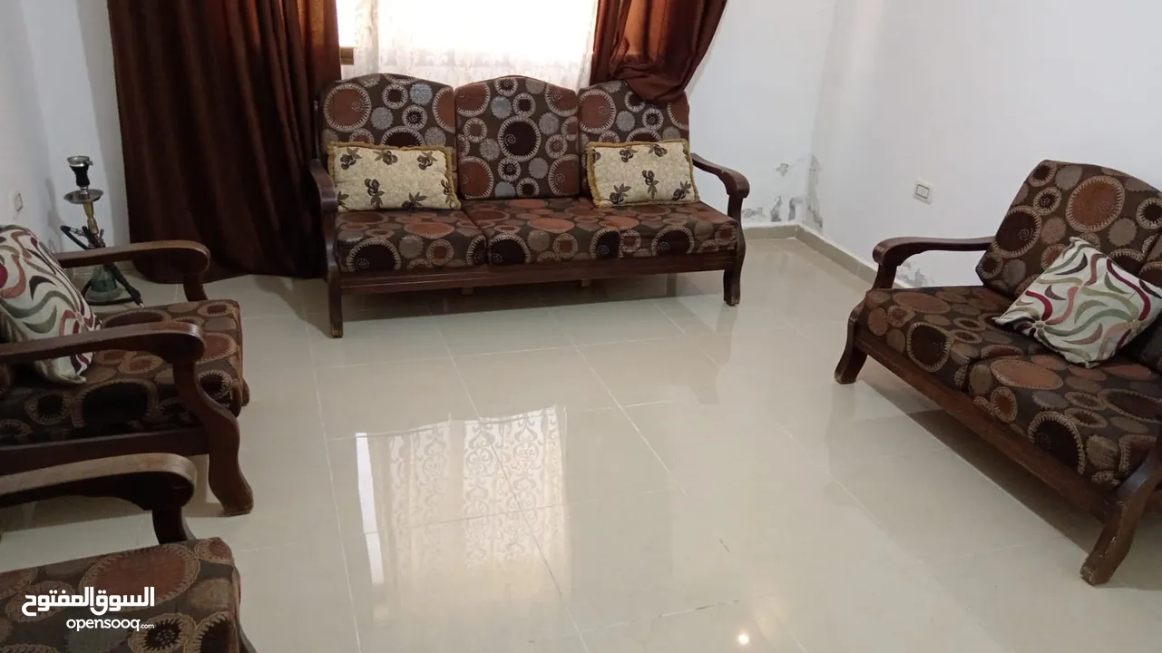 طقم موريس زان بحاله جيده 180