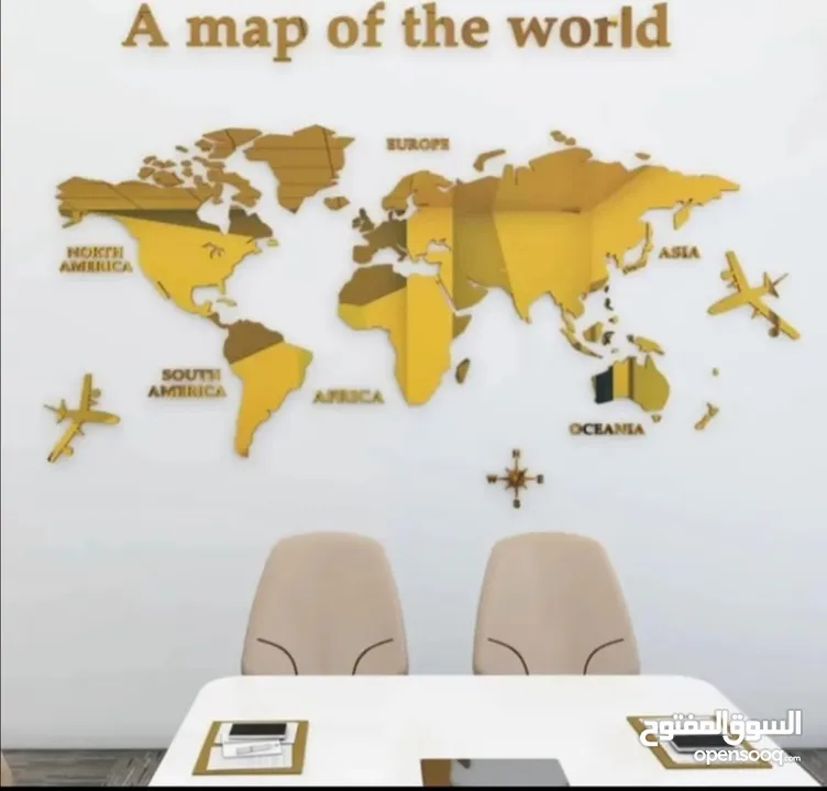 خريطة العالم بعده أحجام خشبي او اكرليك و ساعات نسر معدن بعده نماذج