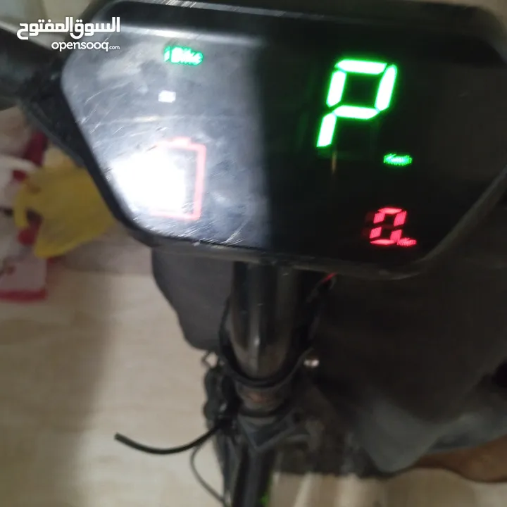 بسكليت كهرباء صاروخ مش بسكليت ما شاء الله طبعا