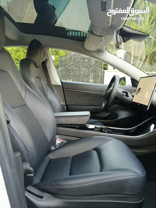 Tesla model 3 2020