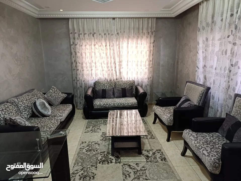 Living Room Set / غرفة ضيوف