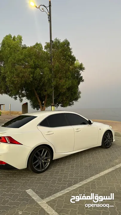 Lexus IS250 Fsport 2015 gcc alfuttaim , no accident