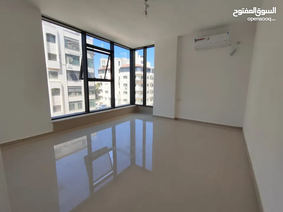 شقة جديدة غير مفروشة للإيجار – الماصيون  قرب بن أزحيمان