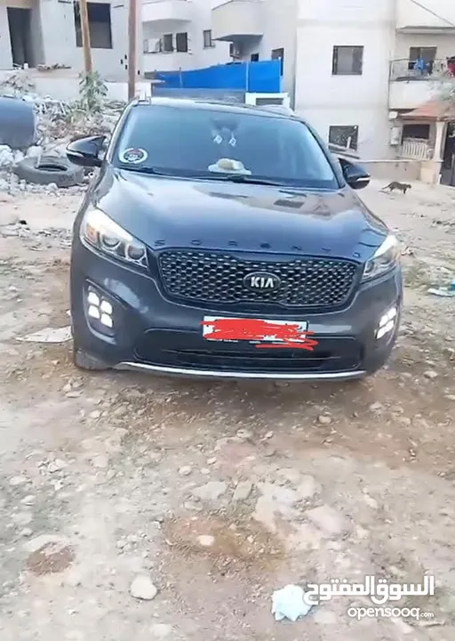 كيا سرنتو للبيع