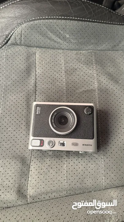 كاميرا instax mini EVO instant camera من Fujifilm