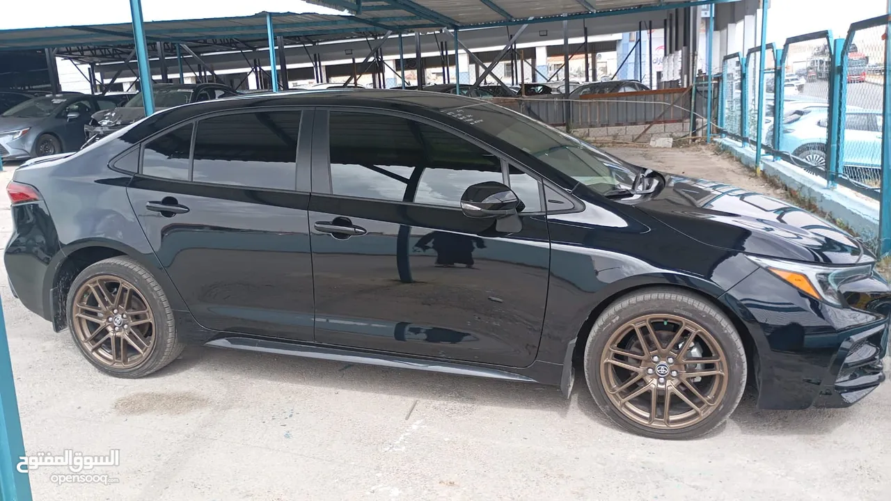 TOYOTA COROLLA HYBRID2024 (NIGHTSHADE EDITION)