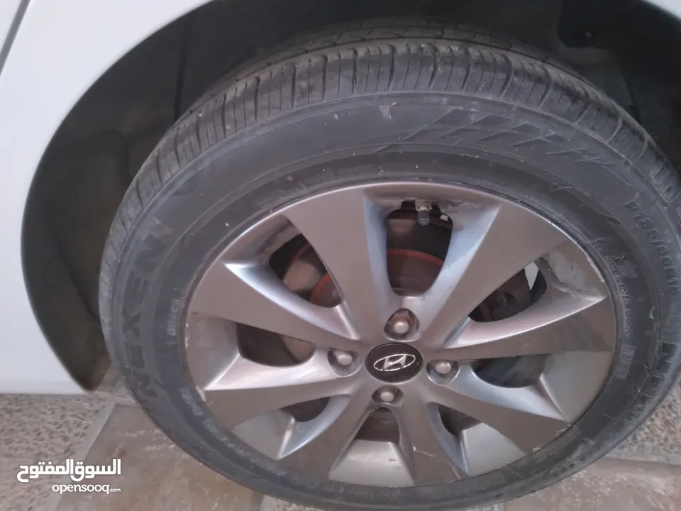 هونداي اكسنت 7 جيد كوري فل عدى الفتحة