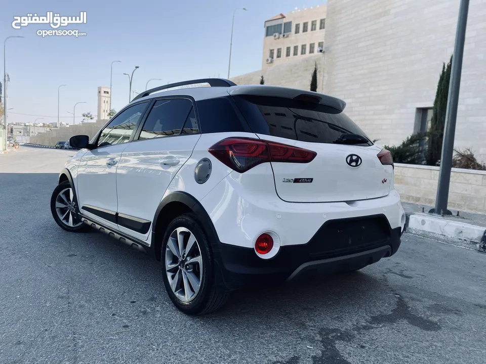 ميني جيب مميز هيونداي اكتف للبيع