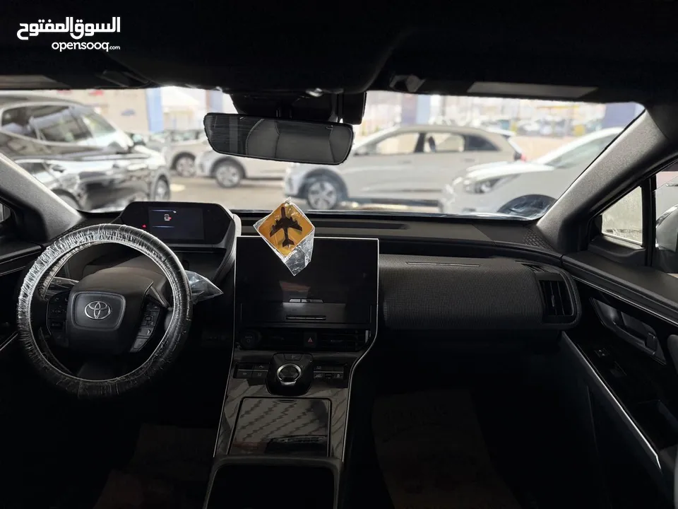 Toyota Bz4x  2023    ‎(وارد امريكي تصنيع اليابان) ‎جمرك اليوم ترخيص وتأمين سنه كامله