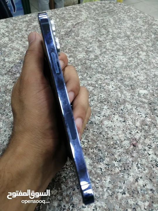 ايفون 13 برو ماكس بحالة ممتازة