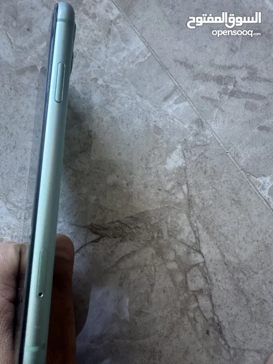iphone 11 (256g) شغال 100‎%‎