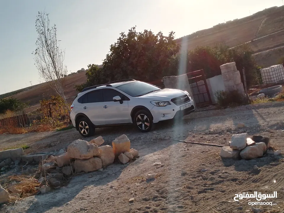 سوبارو للبيع او البدل xv Crosstrek 2014 hybrid فل  اضافات كامل قابل للبدل