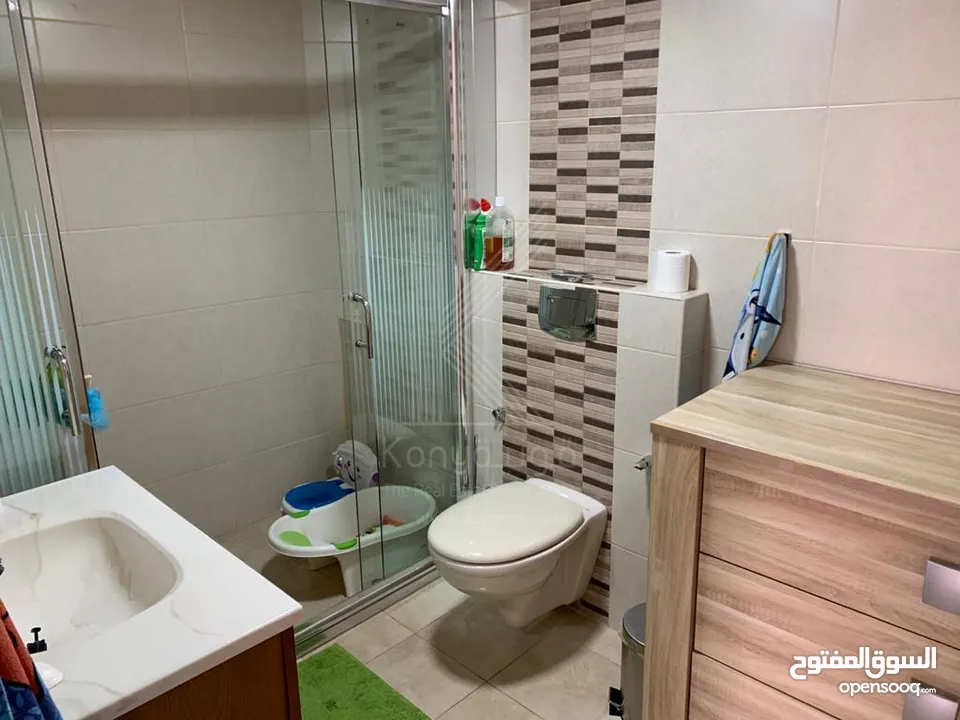Luxurious Villa For Rent In Dair Ghbar
