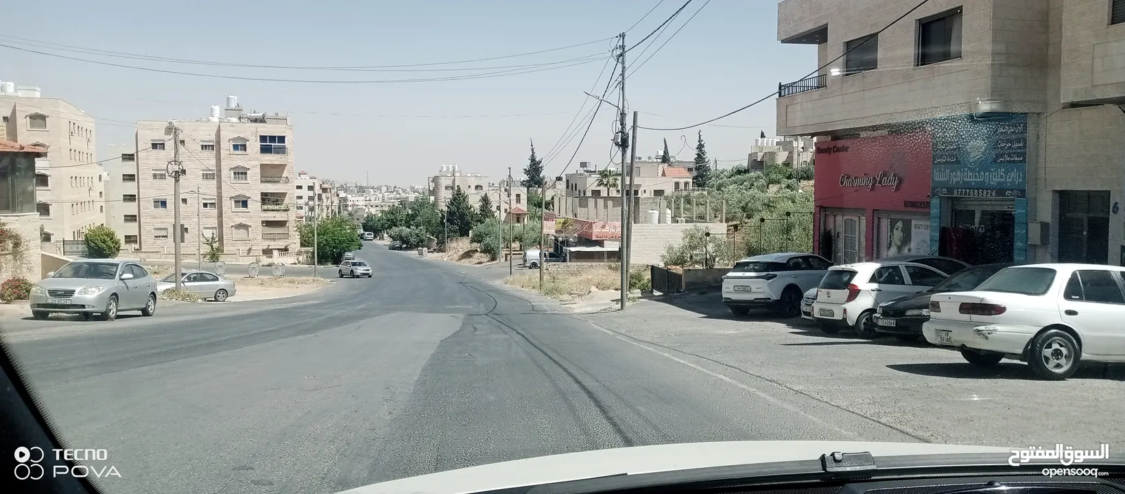 أرض للبيع تصلح لبناء مخازن تجاري واجهه ممتازة جدا