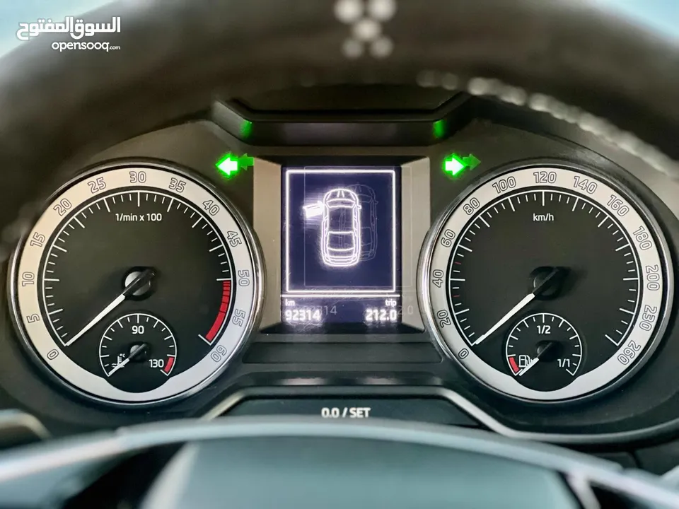 سكودا اكتافيا 2019/اتوماتيك ماتور 2000 ديزل فل الفل بدون فتحة بلاك اديشن