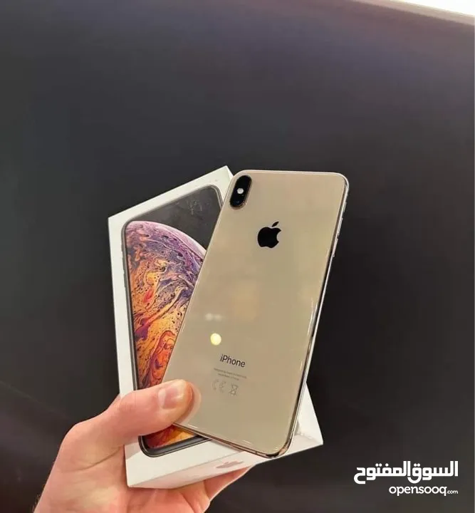 Iphone xs max حالة ممتازه مش مغير حاجه