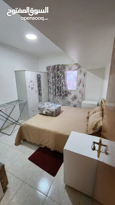 شقة مفروشة للايجار الشهرى غرفتين  ،صالة حمام  ومطبخ  Furnished apartment two rooms and a hall for re