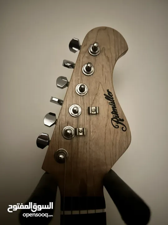 Ritmuller Stratocaster electric guitar  قيتار الكترك ( ritmuller)