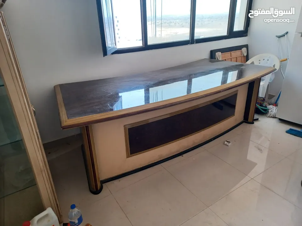 OFFICE TABLE FOR SALE