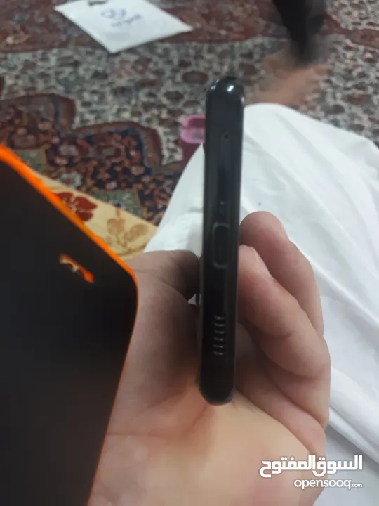 بلسs21 التلفون نظيف جدا خالي من ايا عيوب مع كرتونته