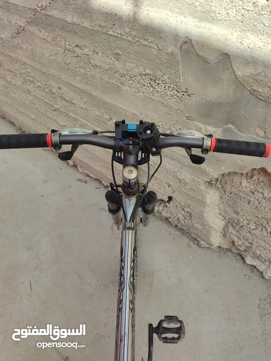 دراجات هوائيه بحالة ممتازه
