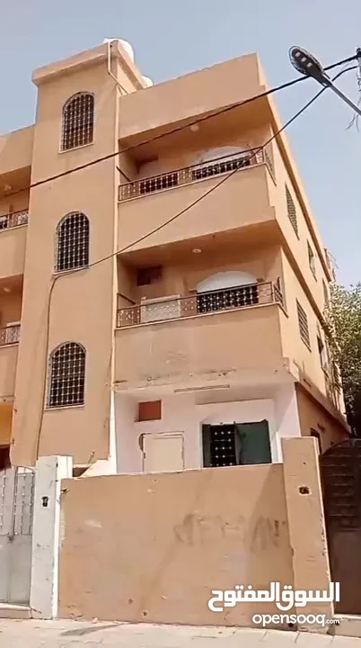 عمارة للبيع في المحدود الوسط حوض الرمال بحالة ممتازة للبيع بسعر مغري جدا