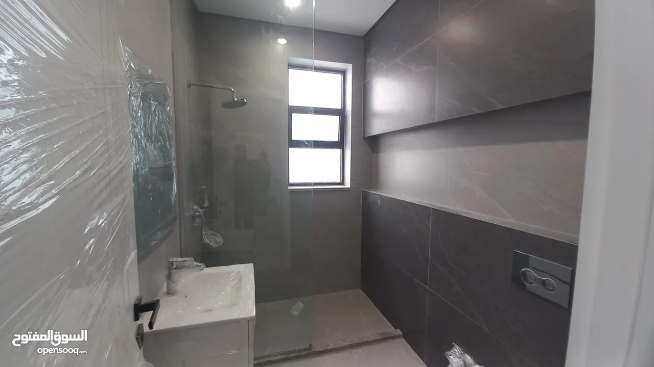 شقة للبيع في ام اذينة  ( Property ID : 40900 )